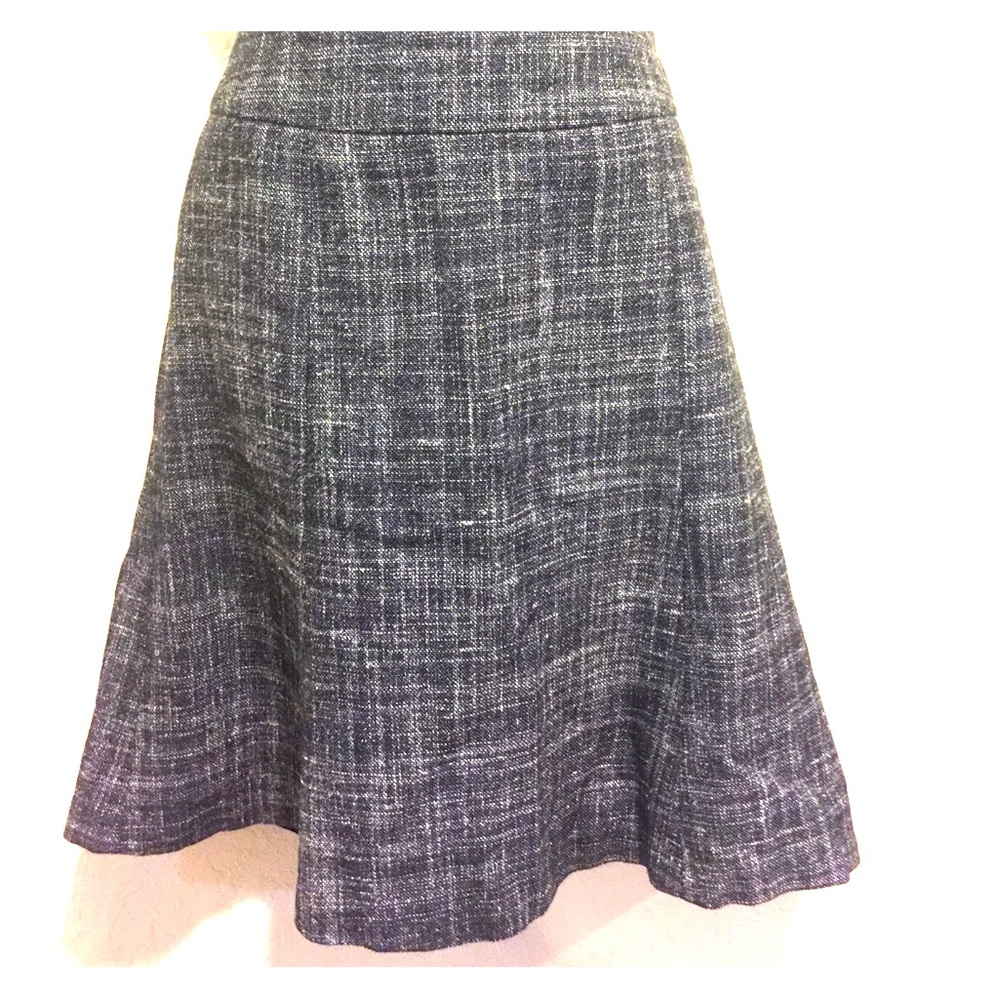Tweed Ann Taylor flared skirt