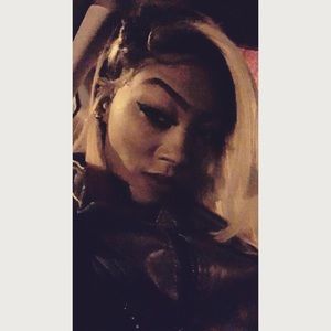 Meet your Posher, Jasmine