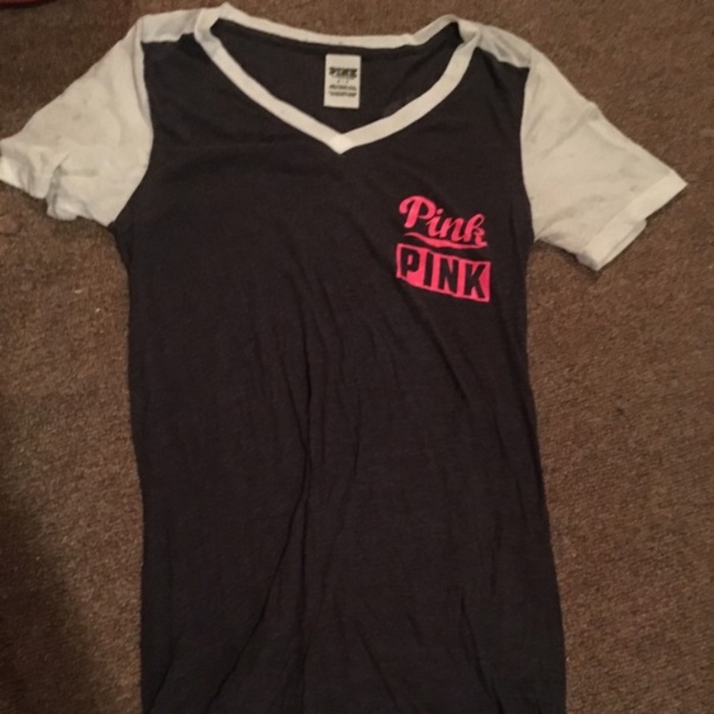 Vs pink tshirt