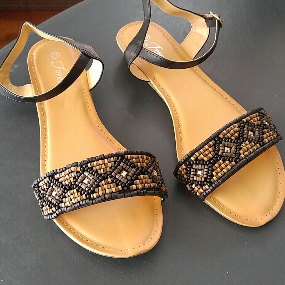 Black and brown wood beaded sandals - Picture 1 of 4