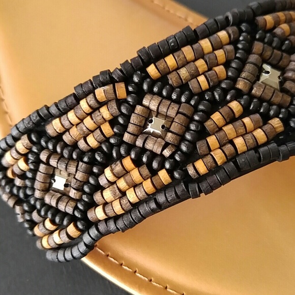 Black and brown wood beaded sandals - Picture 3 of 4