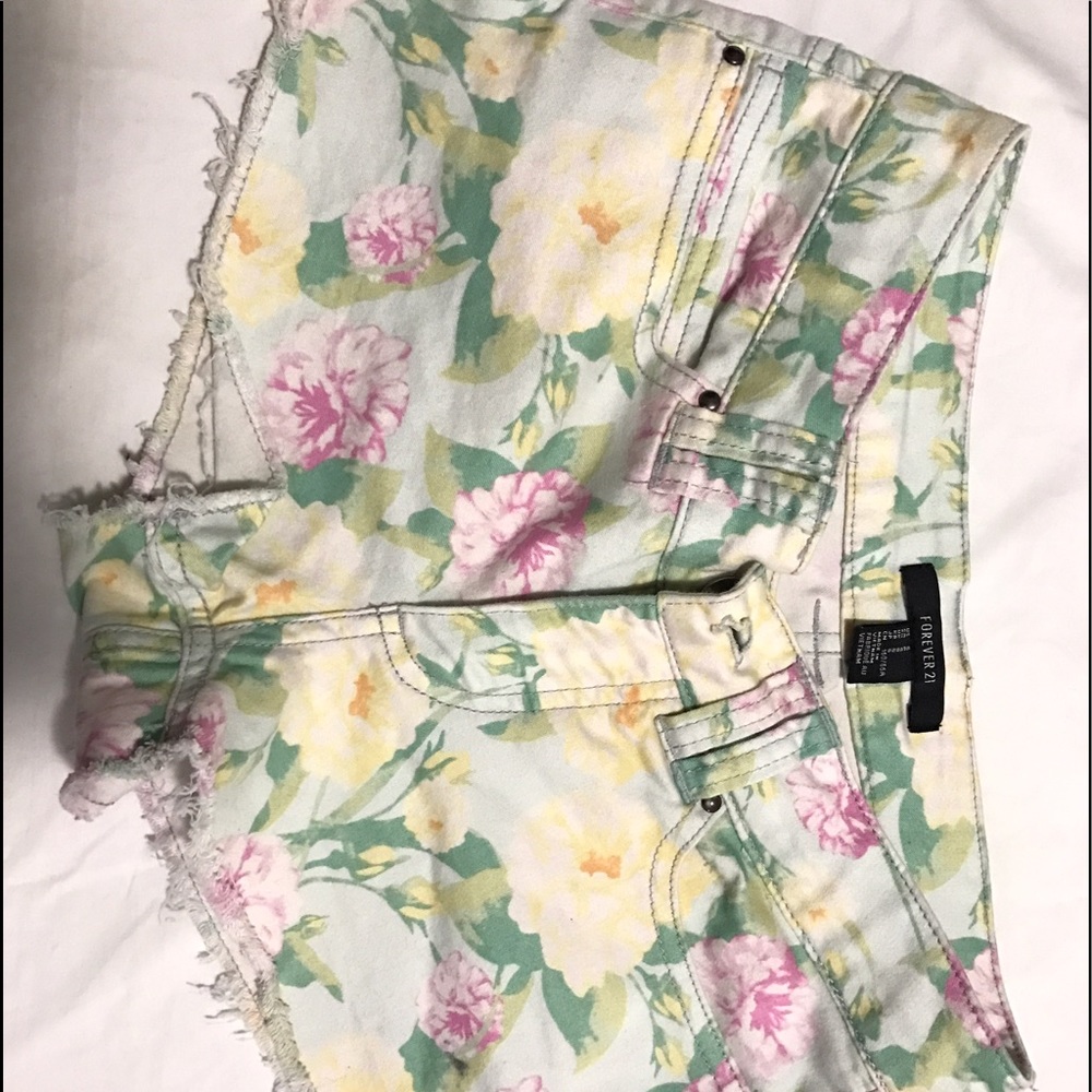 Forever 21 floral shorts