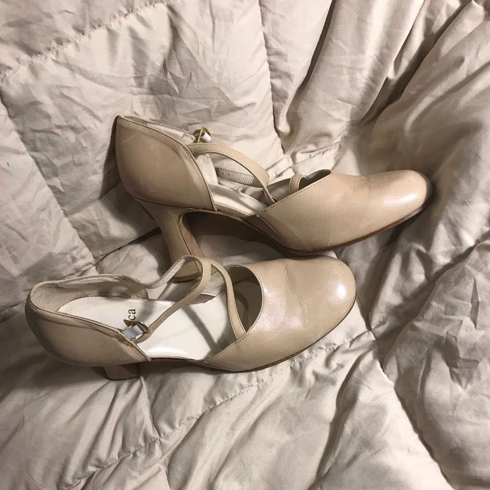 SOLD | LaDuca Character Heels Alexis 3" Soft Sole