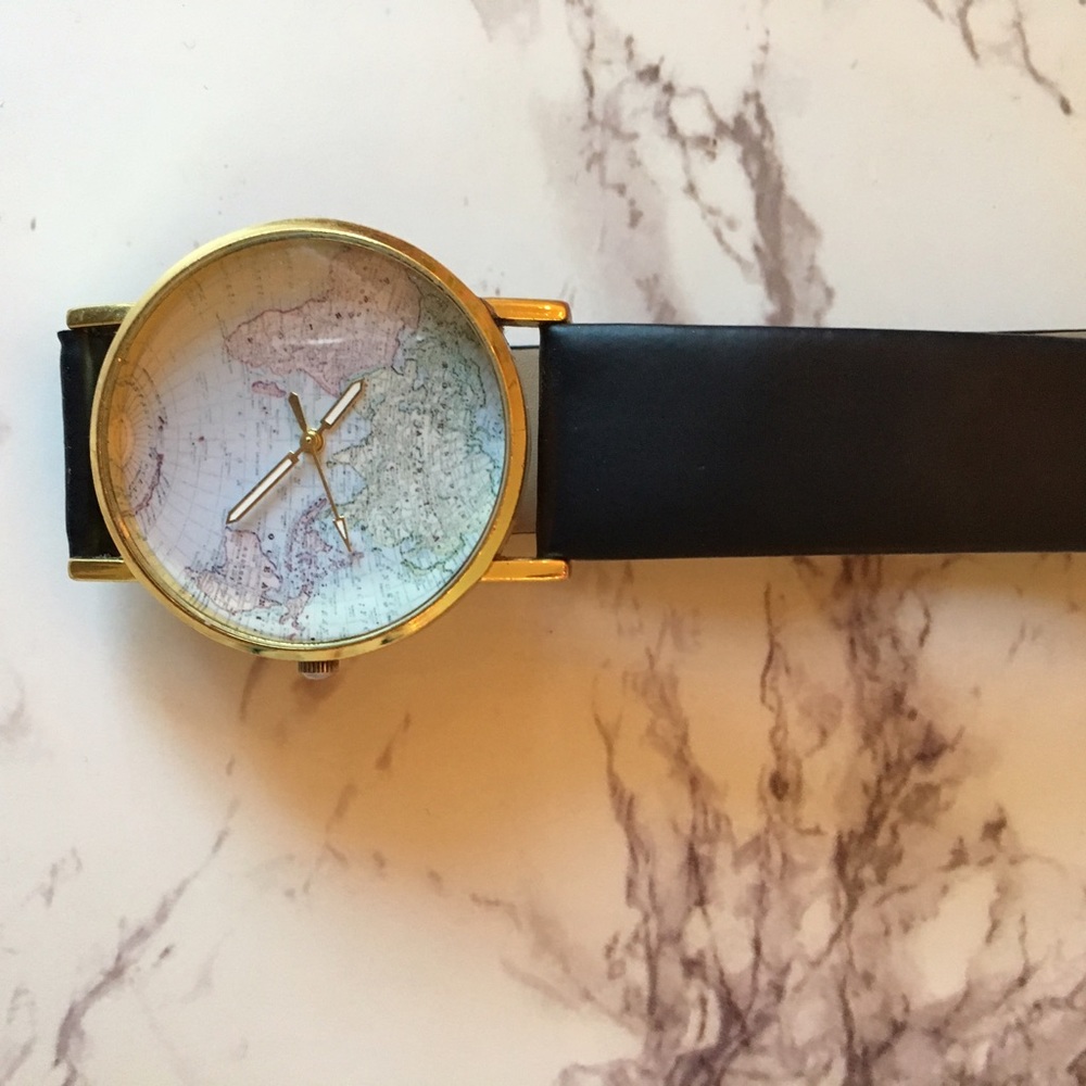 World map watch