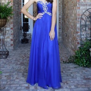 MacDuggal designer prom dress