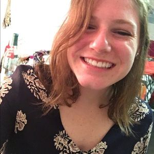 Meet your Posher, Emily