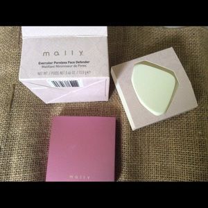 Mally Evercolor Poreless Face Defender