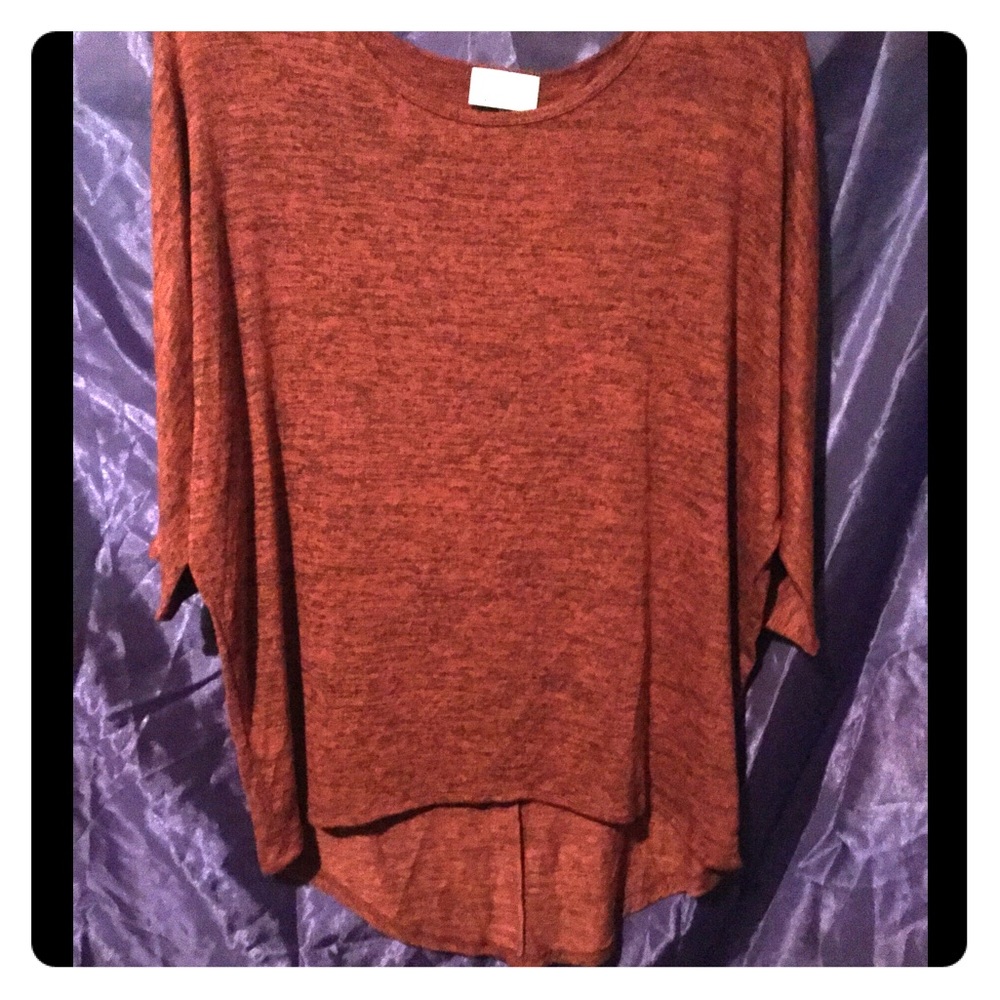 Gorgeous Hi-Lo Top