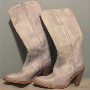 FRYE Size 8 Cowgirl Boots