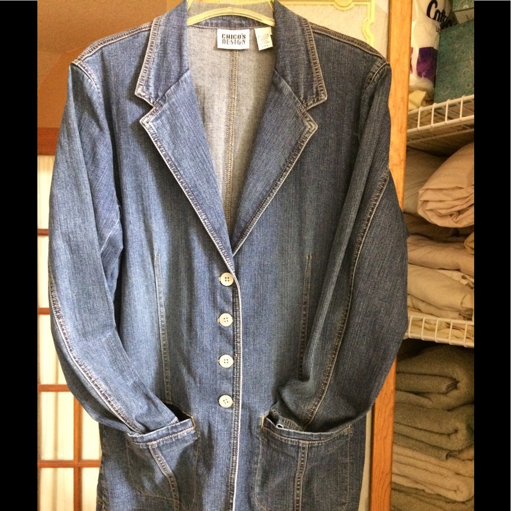 Chico's Design tailored jean blazer