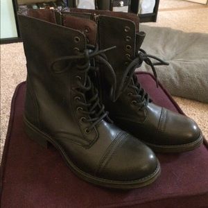 🎉SALE🎉 NWOT STEVE MADDEN Black Troopa Boots