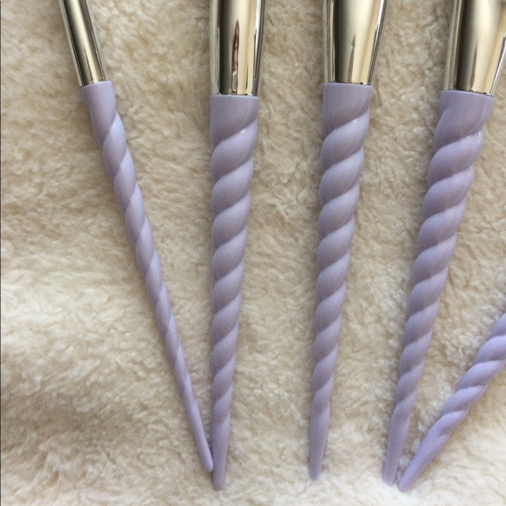 LAST PACK💕5 pc Unicorn Makeup Brush Set 🦄 - Picture 3 of 4