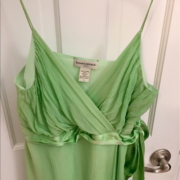 Banana Republic Silk Top - Picture 2 of 4