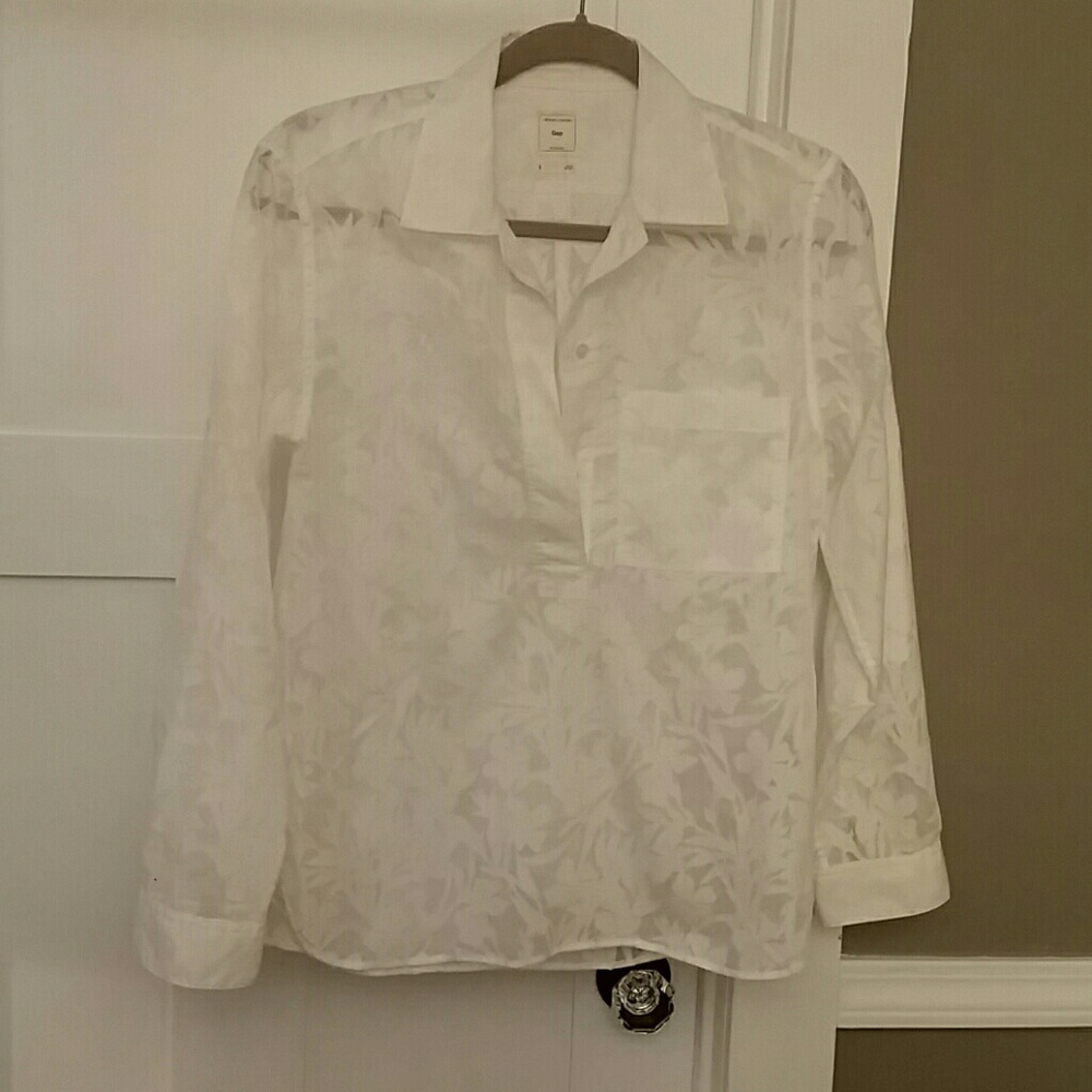 Textured white shirt