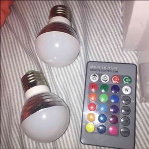 Color changing light bulbs