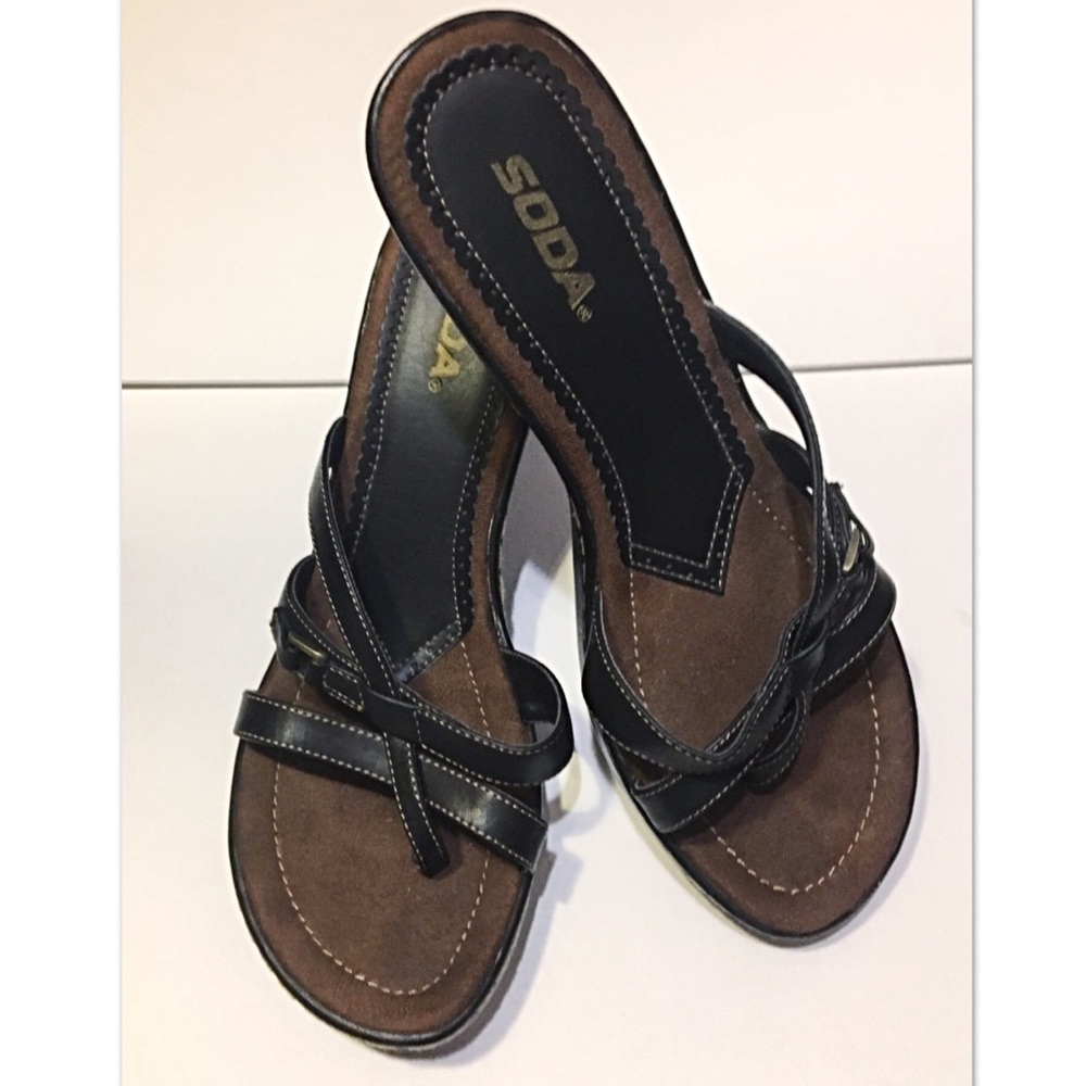 Soda Box Heel Sandals Size 10