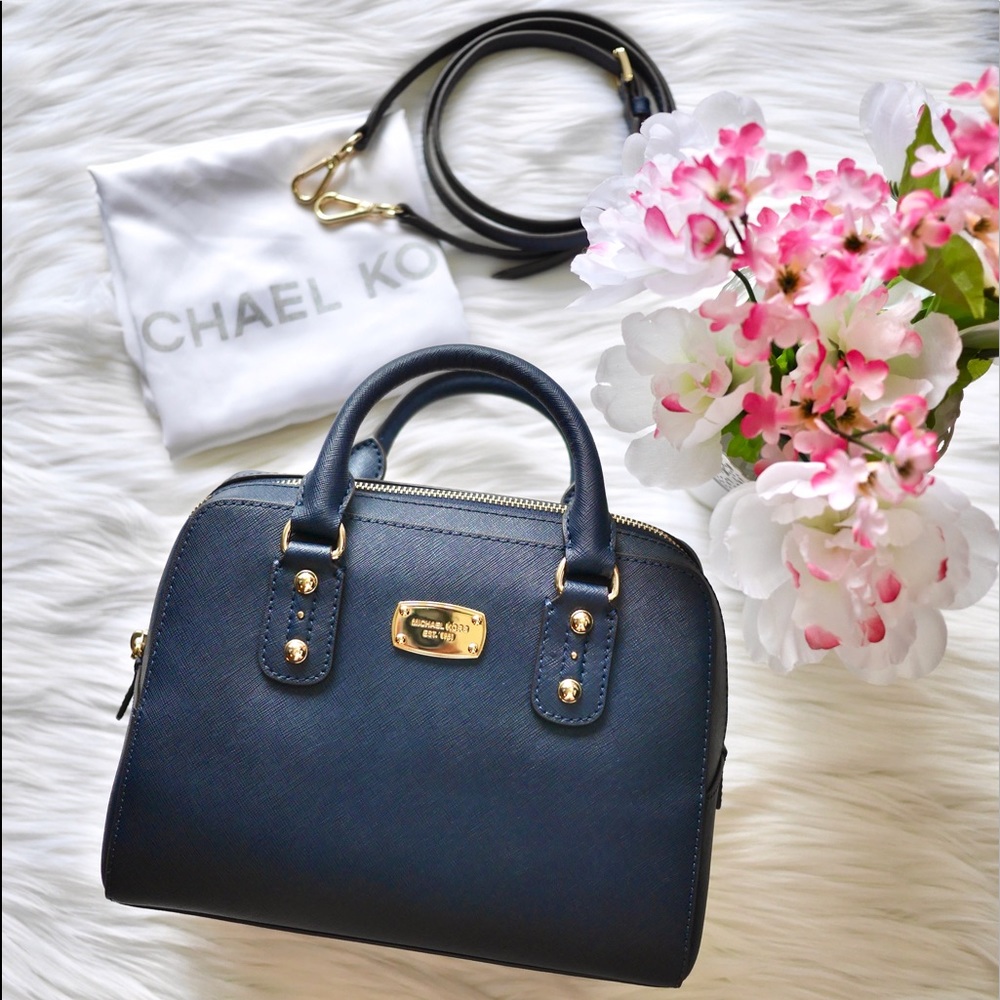 ❌SOLD❌Michael Kors Jet Set Travel Satchel