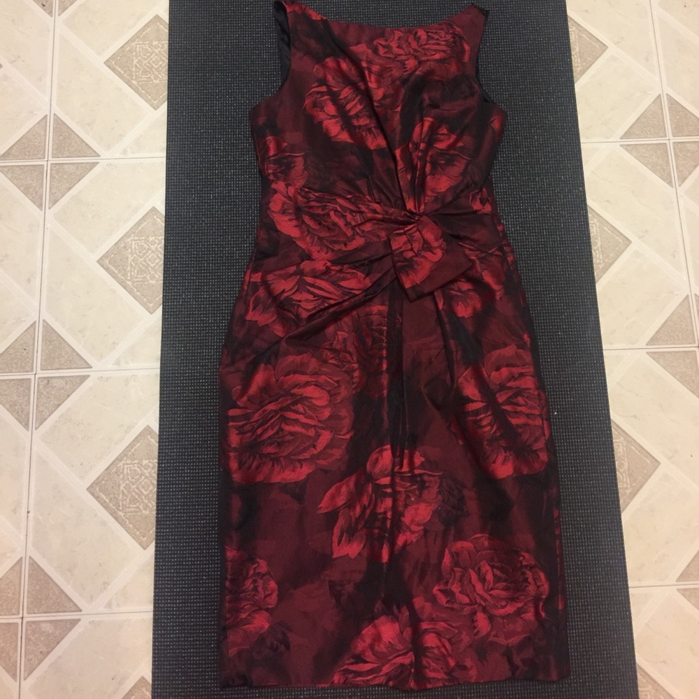 Jones wear dress size 4