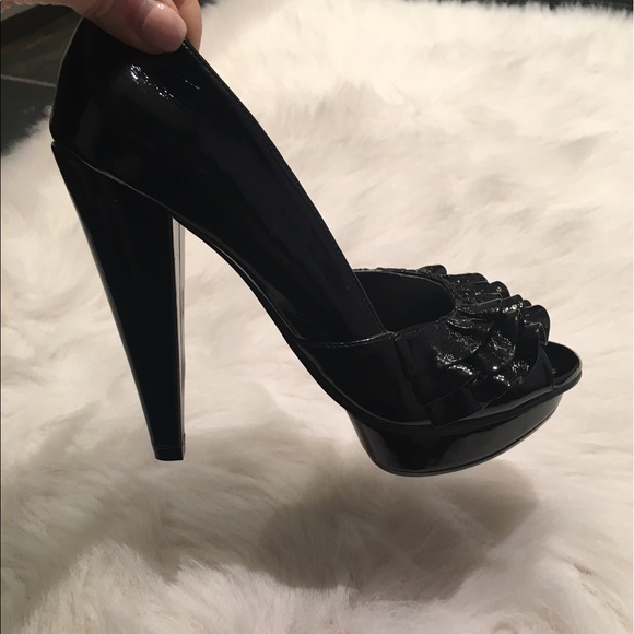 New Steve Madden patent platform heels - Picture 3 of 5