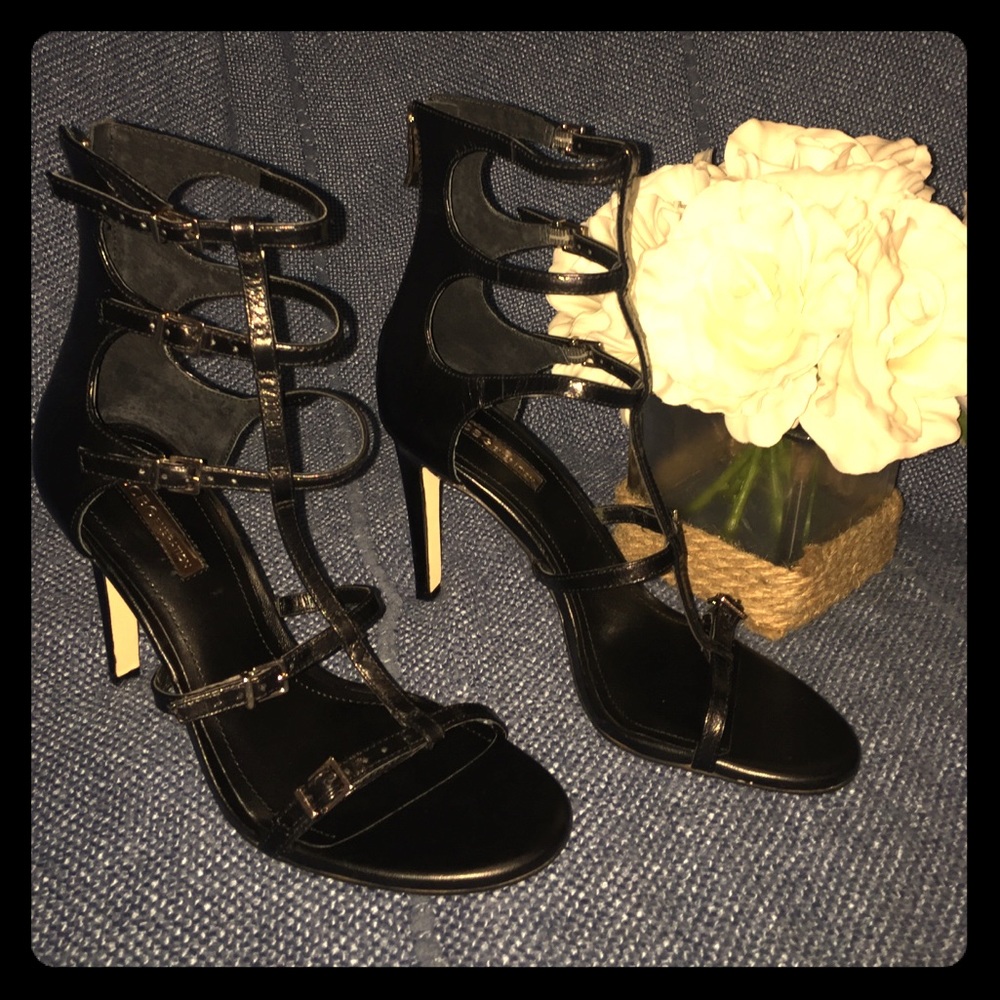 BCBGENERATION Black Aviator Style Heels Sz8