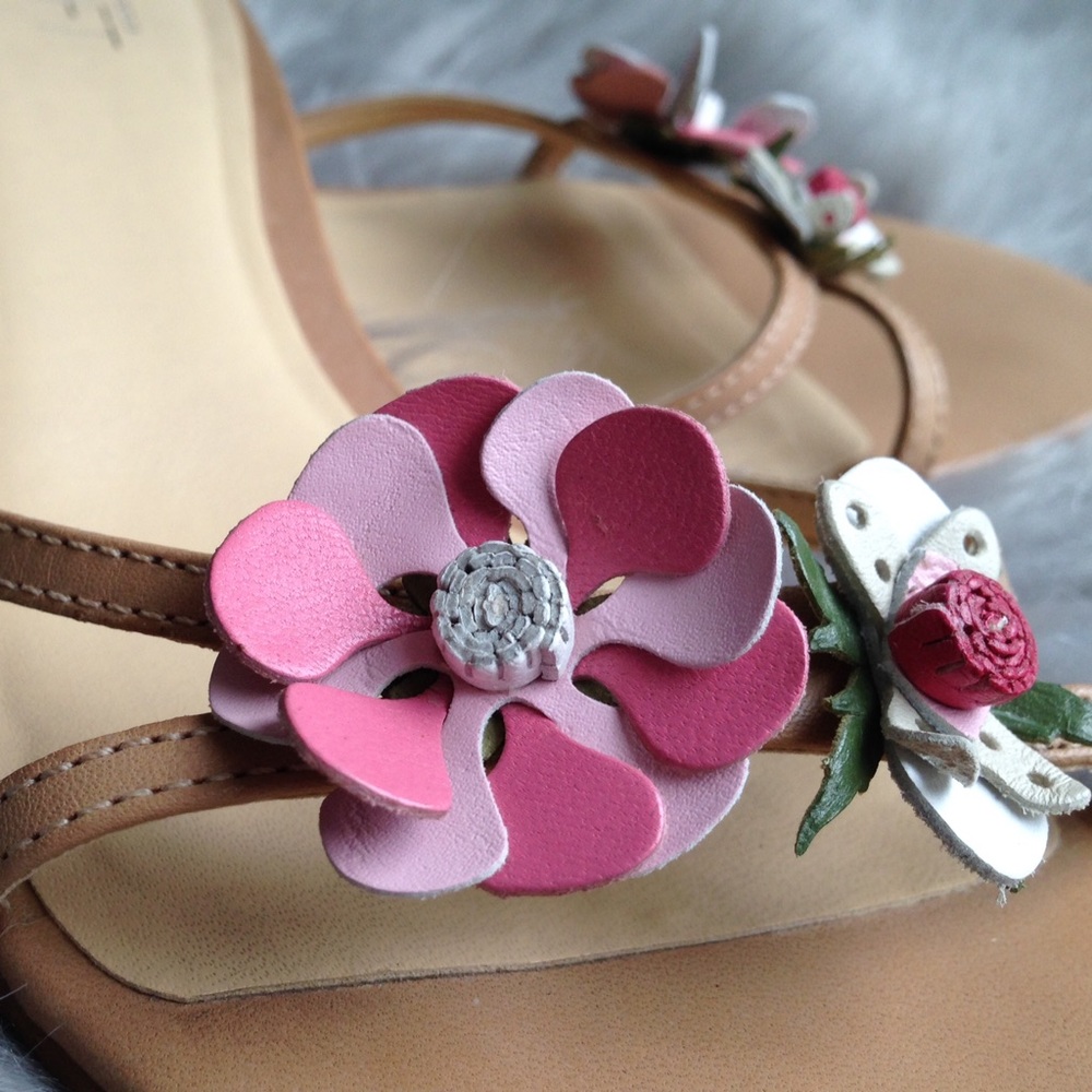 LOFT Floral Kitten Heels