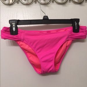 Victoria's Secret Pink Brand small bottom