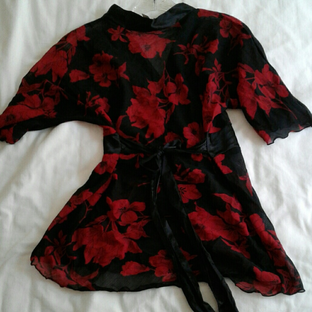 Red and black  floral mesh top