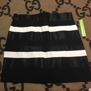 Alice and Olivia bandage skirt. New with tags.