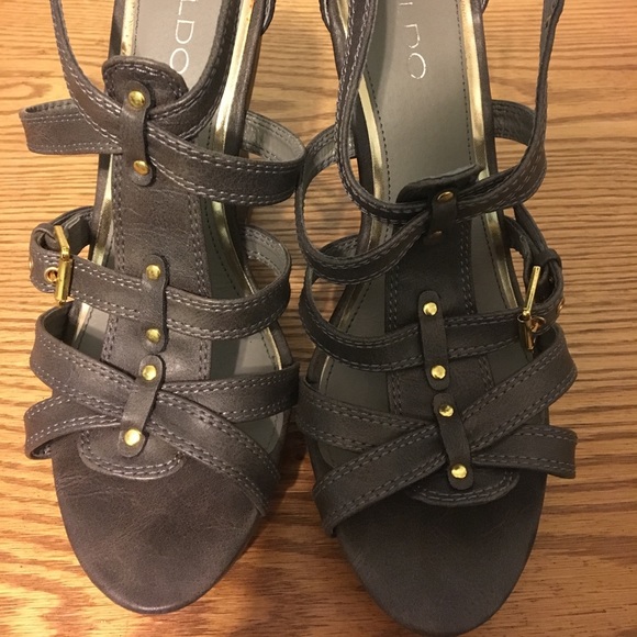 Aldo Gray Wedge Heels - Picture 3 of 6