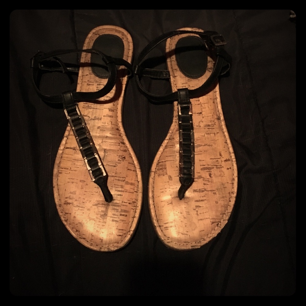 Sandals size women's 9's