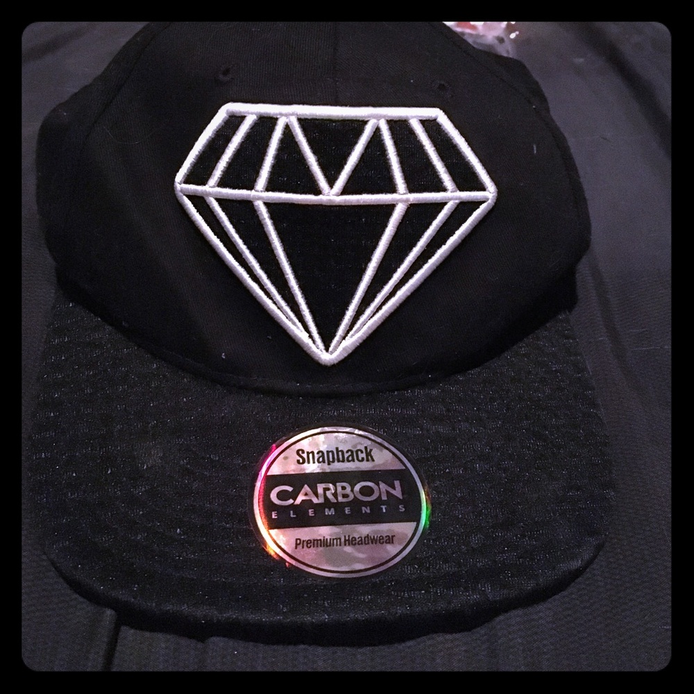 NWOT diamond supply SnapBack !