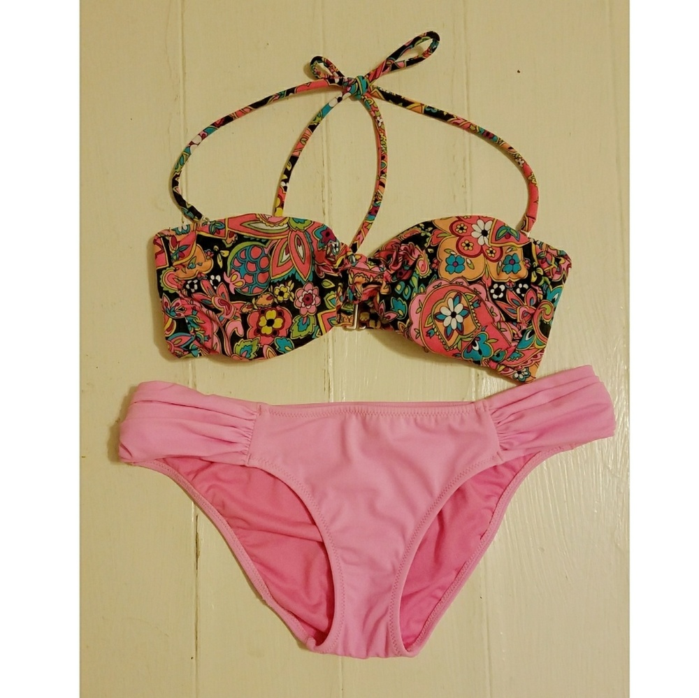 VICTORIA'S SECRET BIKINI TOP