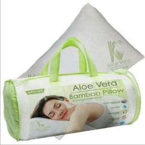 (2) Bamboo Pillow & (2) Pillow Protector