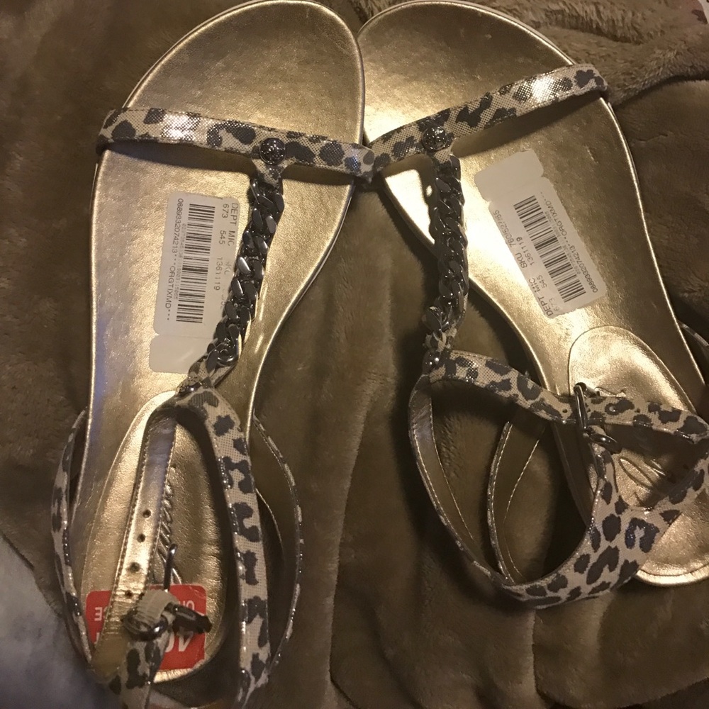 Guess sandals