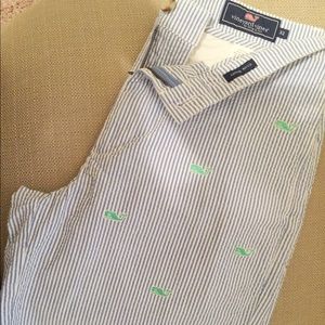 Men's size 32 Vineyard Vine seersucker shorts
