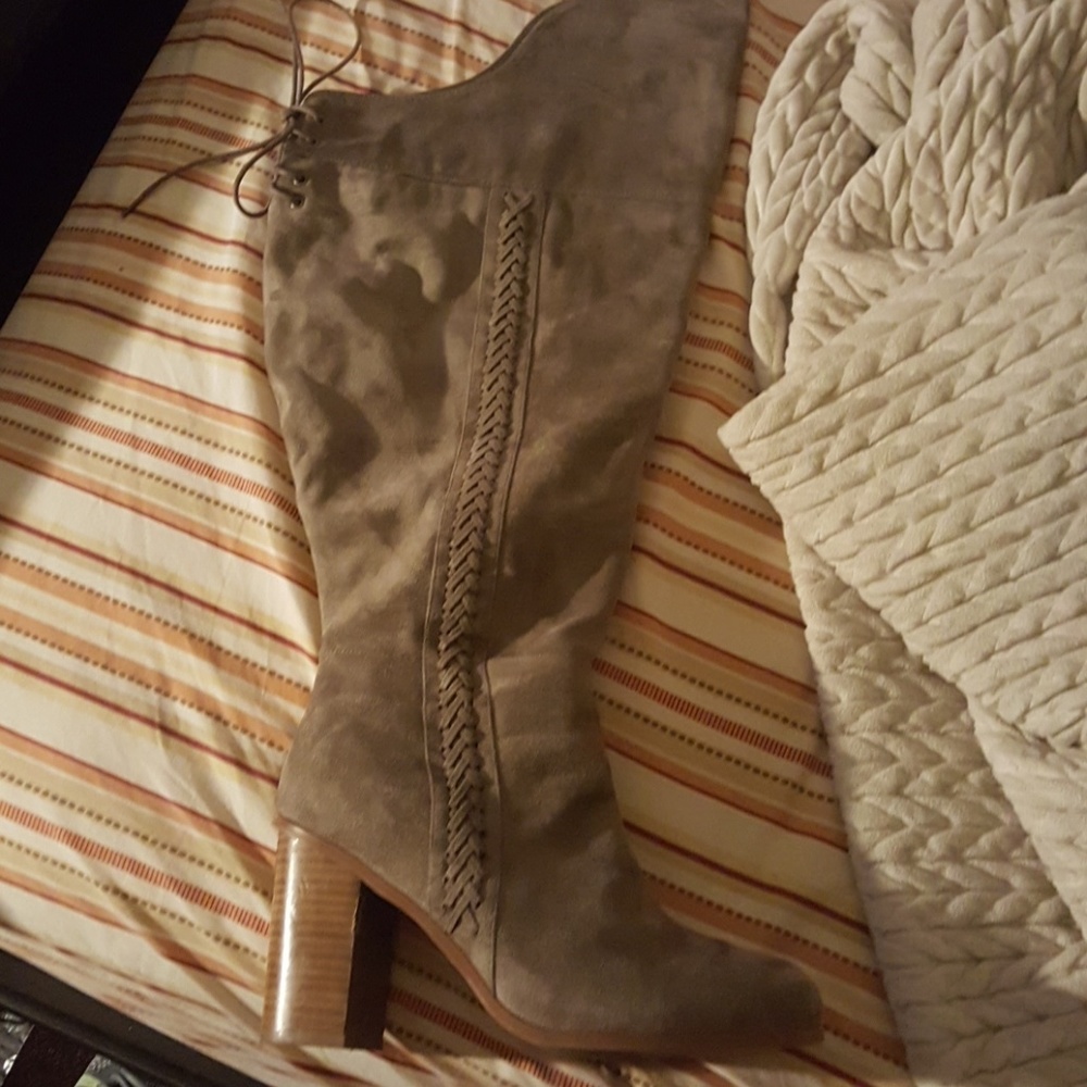 Thigh Thigh chunky boot