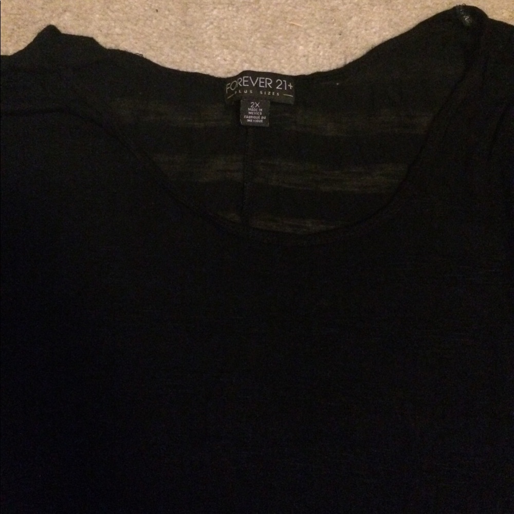 black top - Picture 2 of 2
