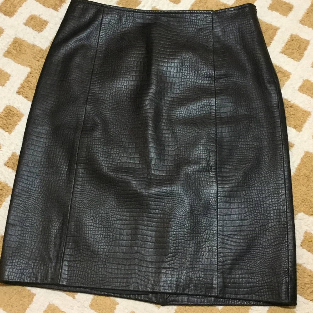 Lauren Ralph Lauren black leather skirt SZ 4P