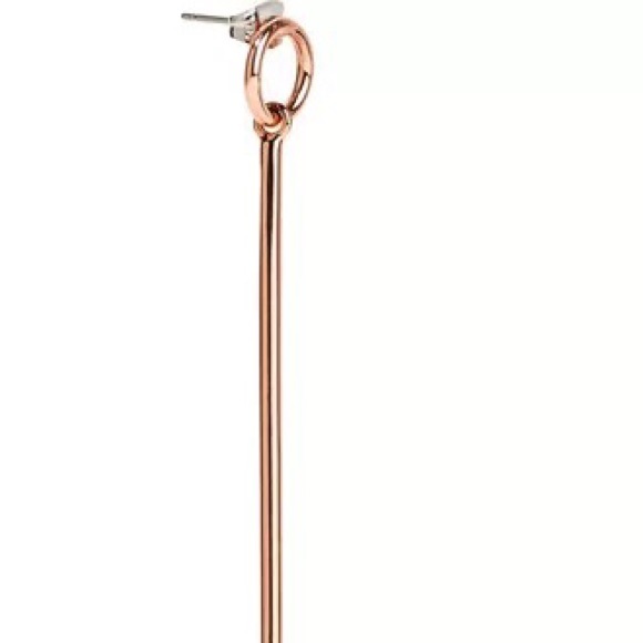 Champion pendant earring - Picture 5 of 5