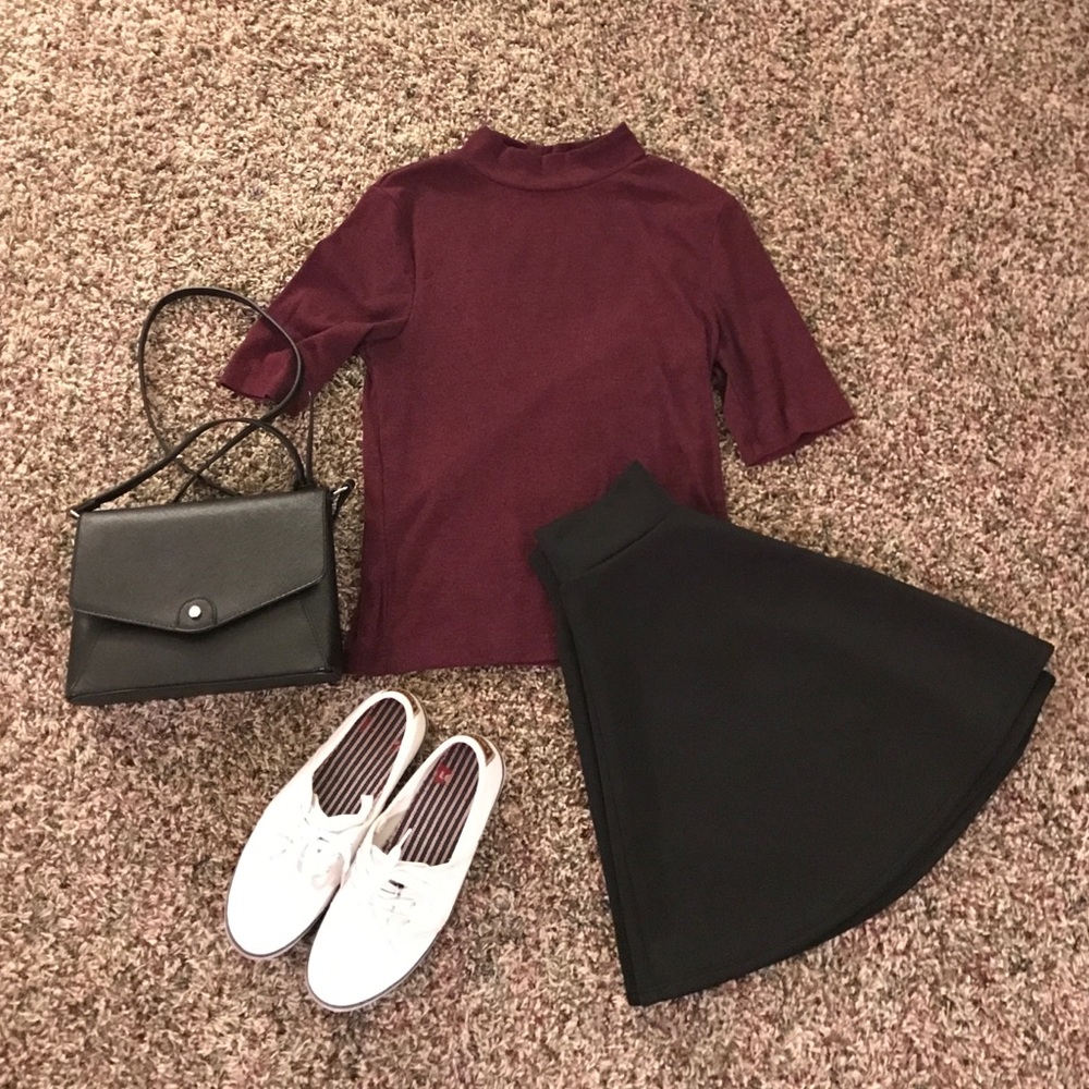 Maroon cute top