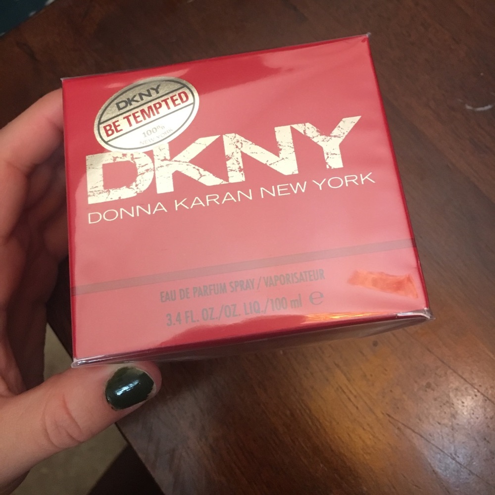 DKNY be tempted perfume