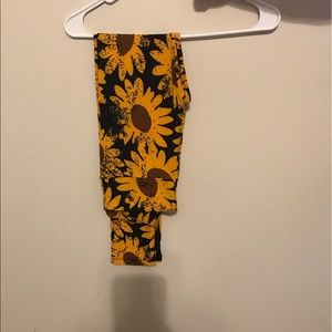 LuLaRoe Sunflower Leggings
