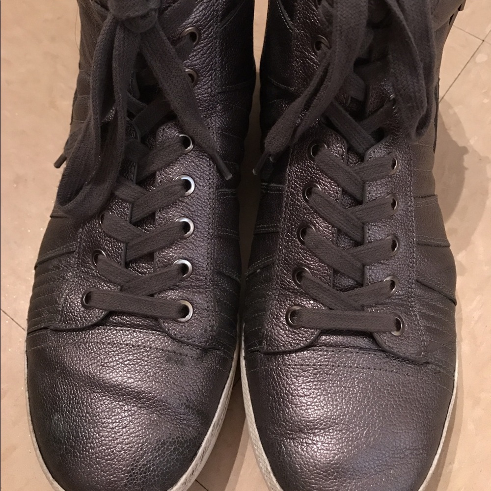 Pierre balmain high top sneakers