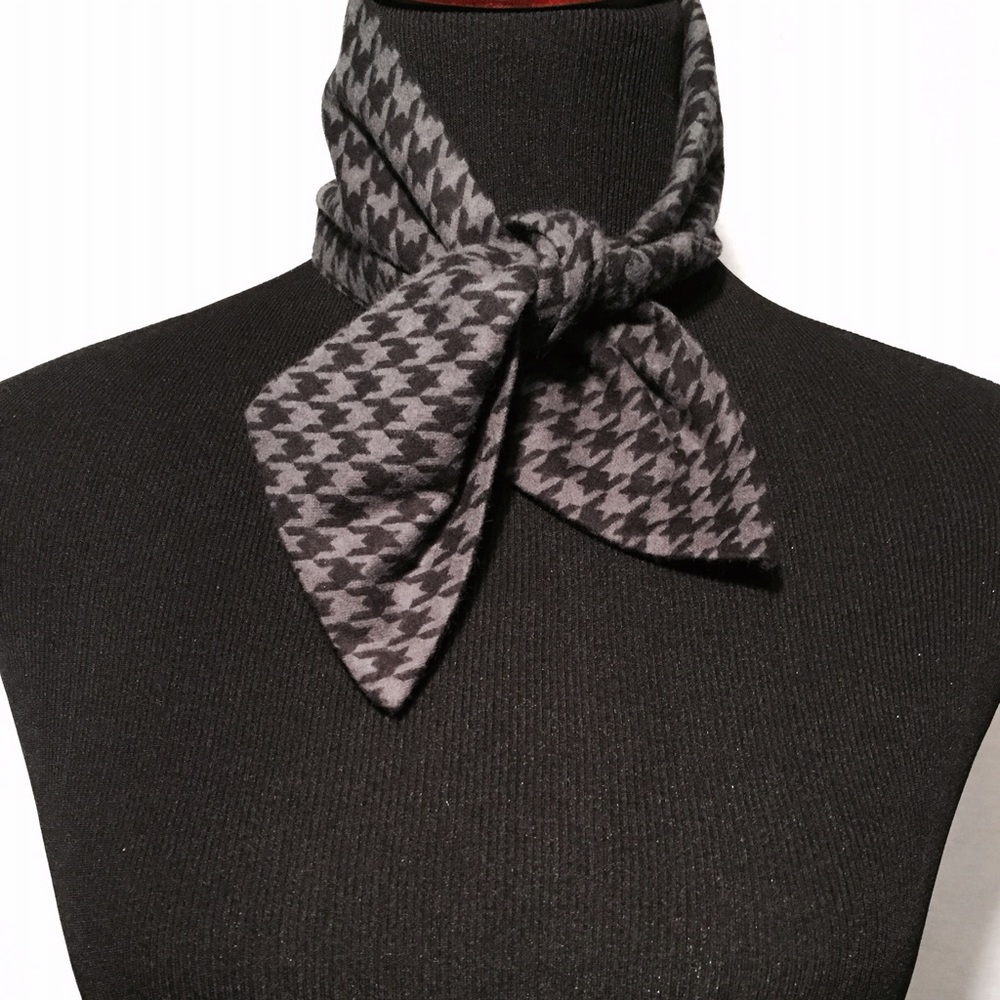 Black and Gray Houndstooth Lady Tie Scarf