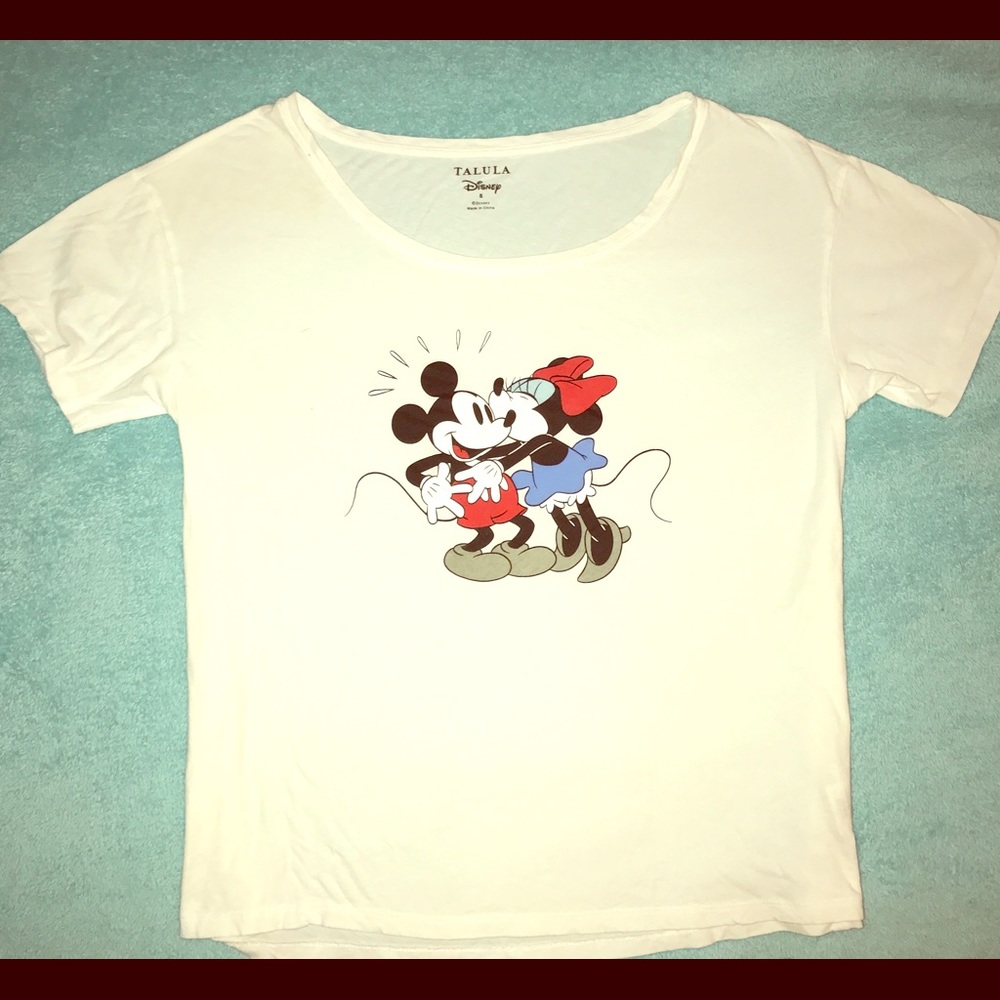 💥SALE! Aritzia Talula MOTT Mickey and Minnie tee