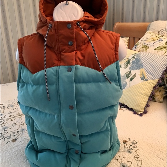 SOLD👍🏻❤️🎉🎊BNWT- PATAGONIA 2Tone color vest- - Picture 2 of 4