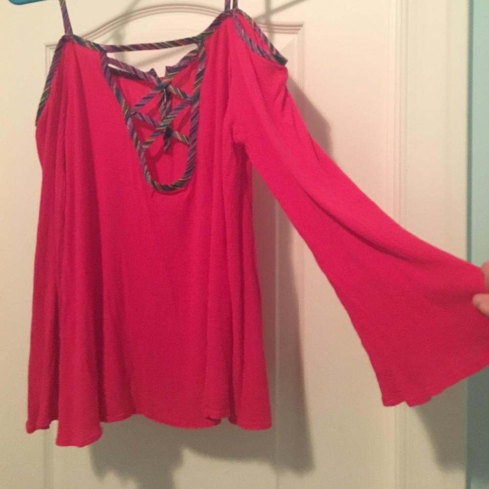 Cold shoulder top