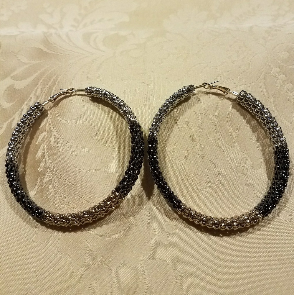 NWOT - Retro Hoop Earrings