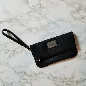 Simply Vera Wang Wristlet