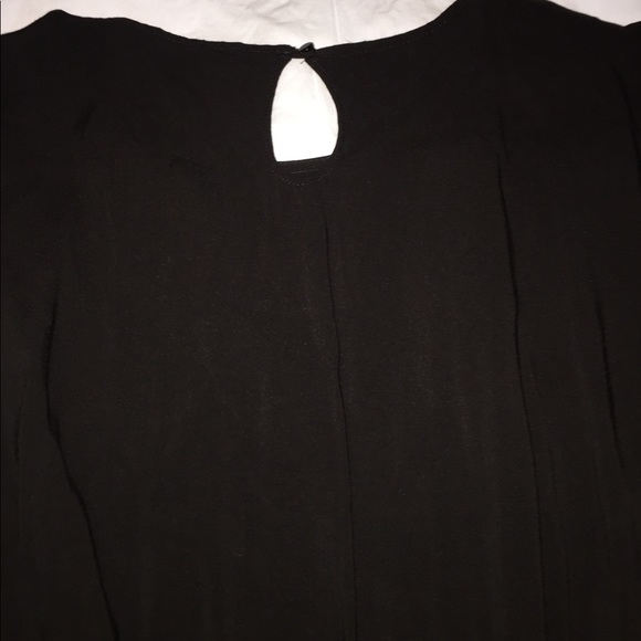 Black dress - Picture 4 of 4